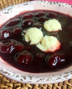 Soupe aux baies de sureau : la recette traditionnelle française facile