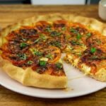 Tarte Fine Française aux Tomates, Moutarde & Parmesan